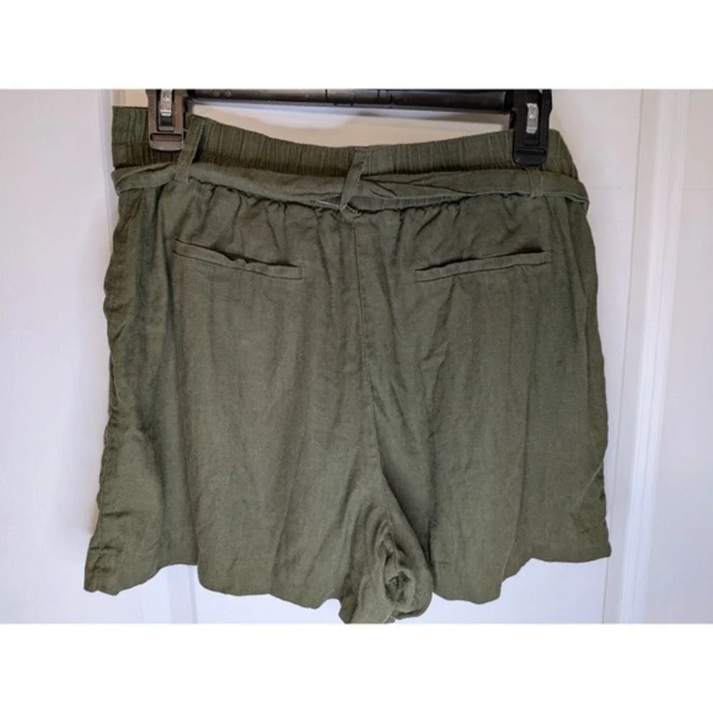 Dalia Olive‎ Green Linen Blend Paperbag Waist Shorts Women's Medium D5431-E2812S
